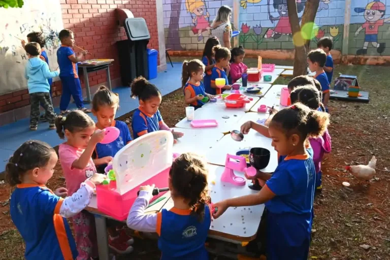 Em 2026, servidores administrativos da Educação Municipal de Goiânia terão ganho médio acumulado de 7,99%