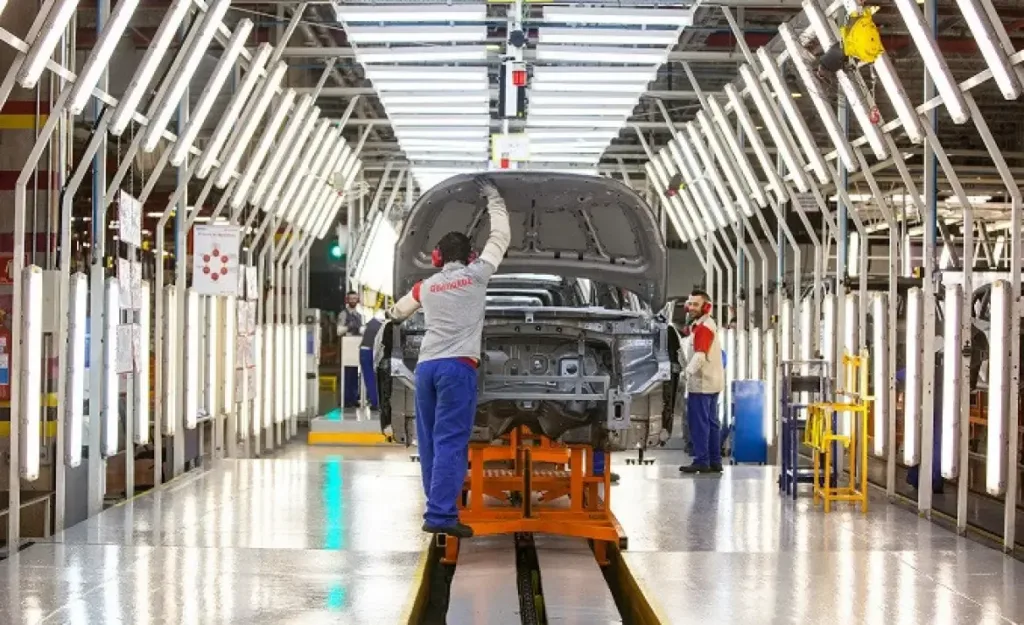 Indústria de Goiás cresce 2% em 2026 e supera média nacional, aponta IBGE